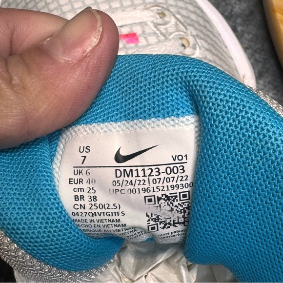 NIKE LEBRON WITNESS 7 VII GREY FOG-HYPER PINK SZ 7 [DM1123-003] - Picture 7 of 8